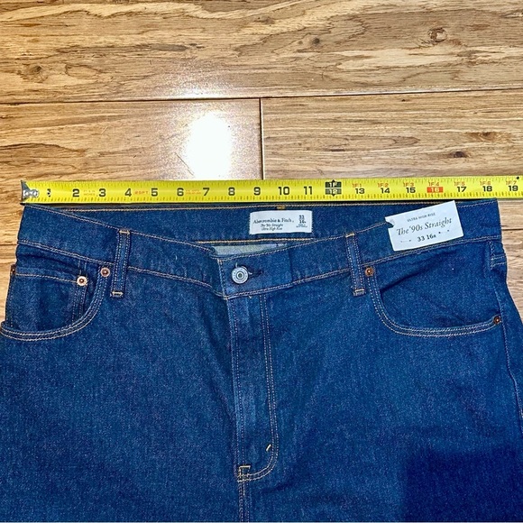 NWT Abercrombie & Fitch The 90s Straight Ultra High Rise Blue Jeans Sz 33/16R‎ - Picture 7 of 10